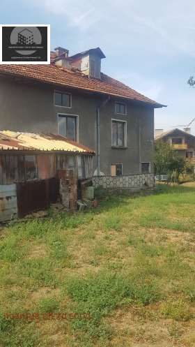 Hus Dupnitsa, region Kyustendil 5