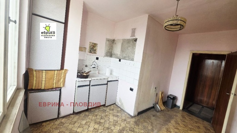 Zu verkaufen  3+ Schlafzimmer Plowdiw , Kjutschuk Parisch , 113 qm | 70473175 - Bild [10]