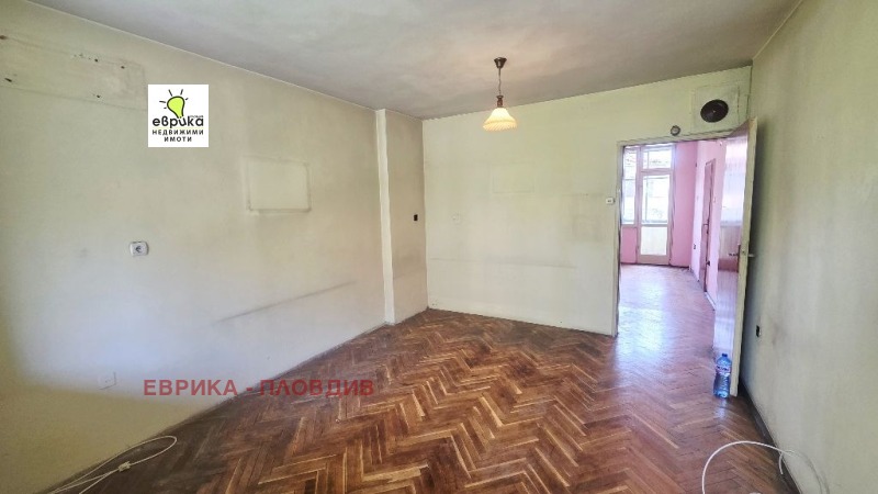 Продава  Многостаен, град Пловдив, Кючук Париж •  149 000 EUR • ID 38460191 — holmes.bg - [1] 