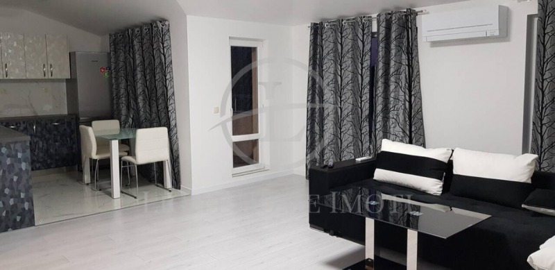 De vânzare  Maisonette Plovdiv , Țentâr , 134 mp | 58011380
