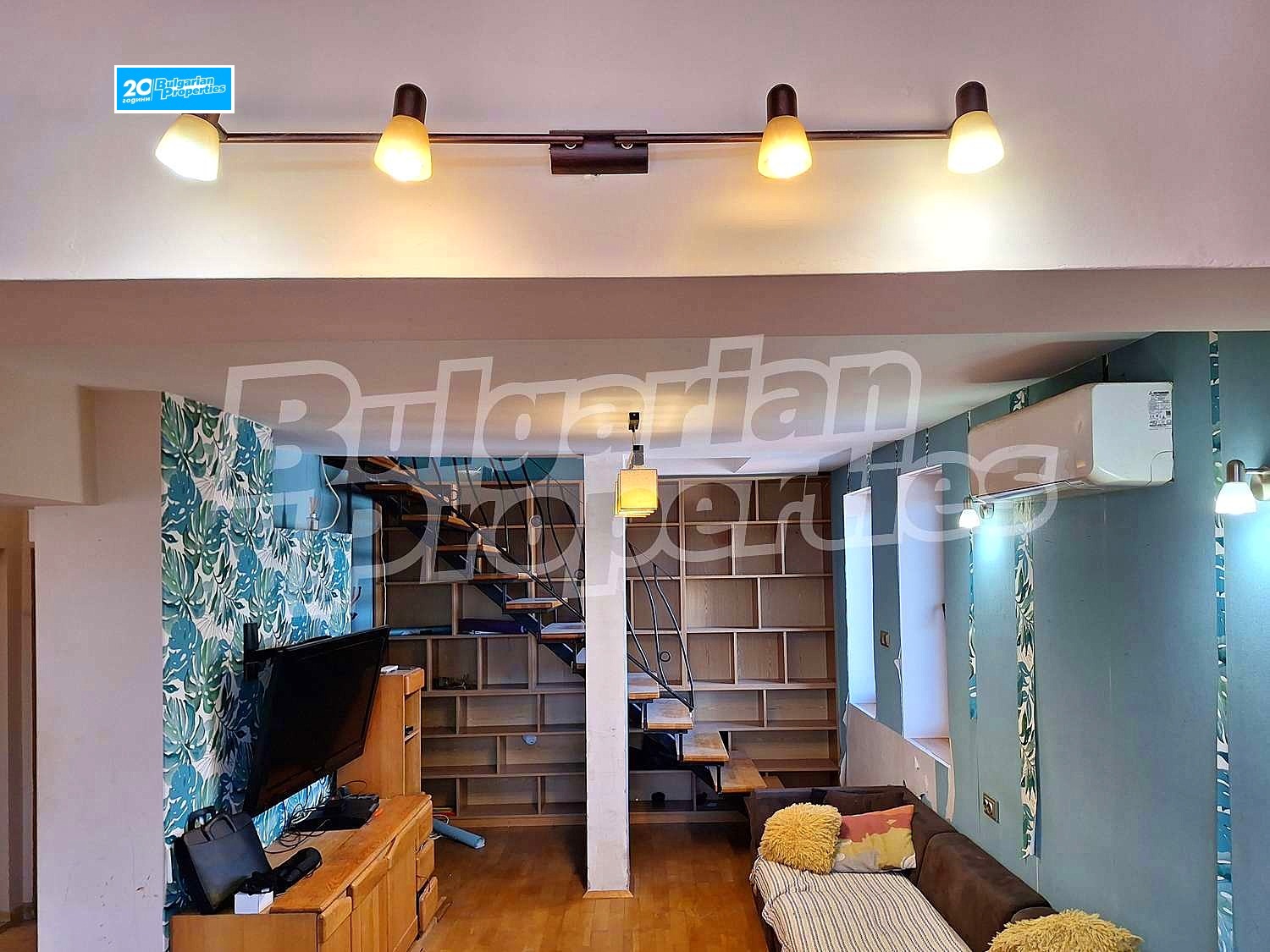 Продава МЕЗОНЕТ, гр. Велико Търново, Център, снимка 2 - Апартаменти - 44199460