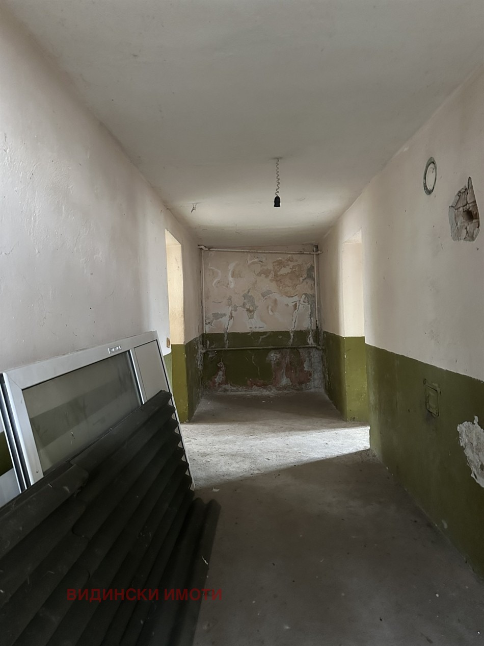 Продава КЪЩА, с. Иново, област Видин, снимка 11 - Къщи - 54224123