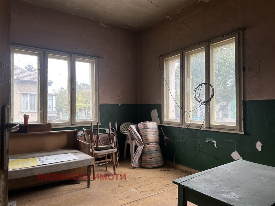 Продава КЪЩА, с. Иново, област Видин, снимка 8 - Къщи - 54224123