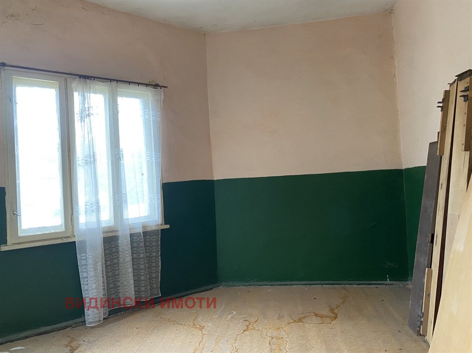 Продава КЪЩА, с. Иново, област Видин, снимка 6 - Къщи - 54224123