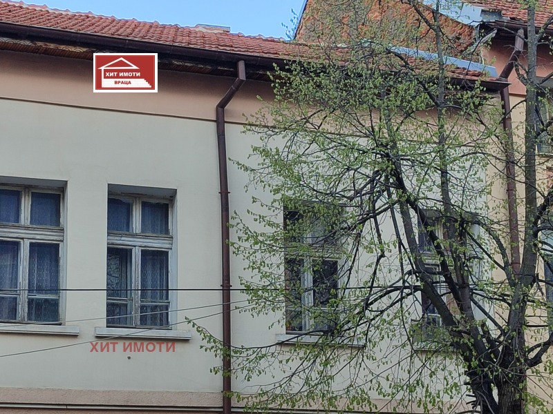 Продава КЪЩА в град Враца, Център - 150 кв.м / 146 000 € » 285 551.18 лв., ХИТ ИМОТИ