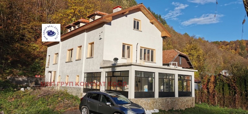 Продава КЪЩА в област Габрово, гр. Трявна - 468 кв.м / 85 000 € » 166 245.55 лв., МВП ГРУП КОНСУЛТ ЕООД