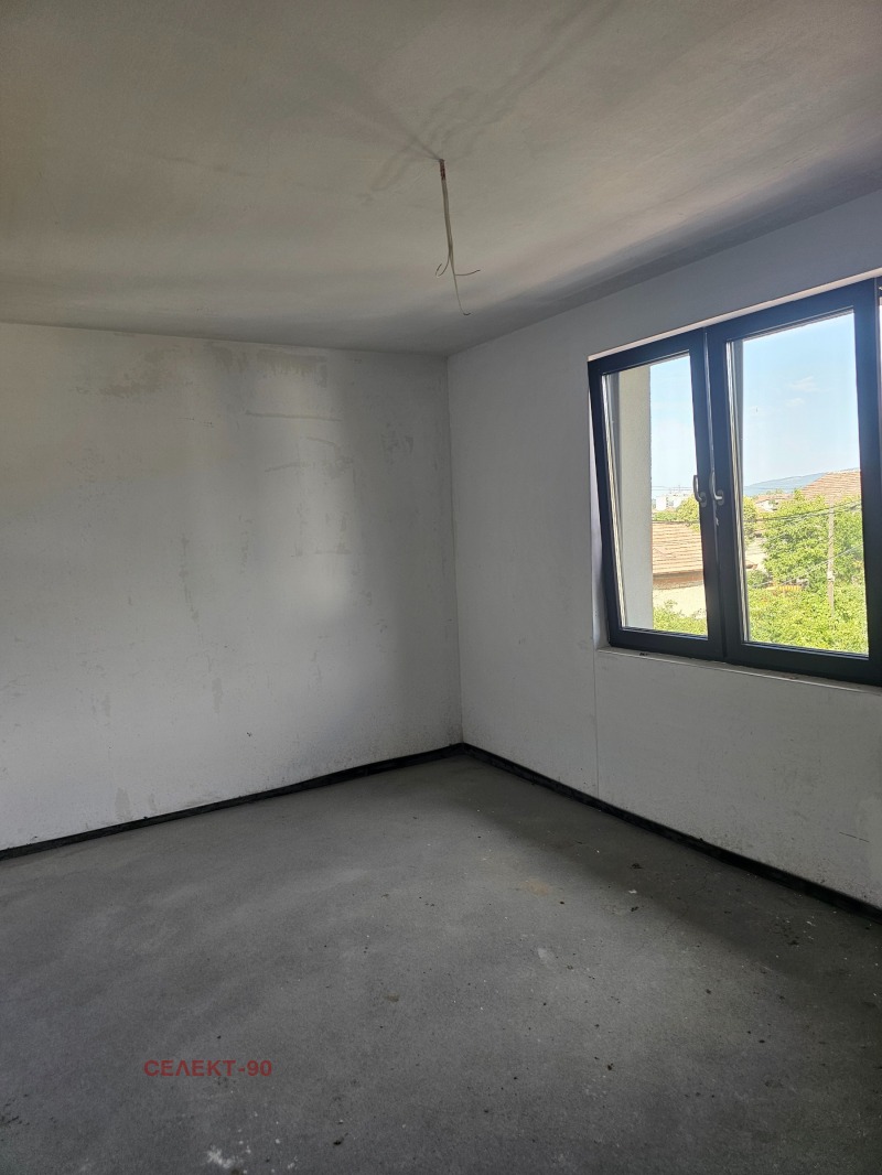 Продава  3-стаен град Перник , Център , 113 кв.м | 51285450 - изображение [11]