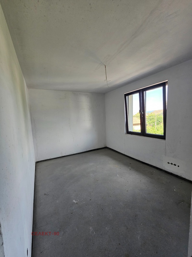 Продава  3-стаен град Перник , Център , 113 кв.м | 51285450 - изображение [10]