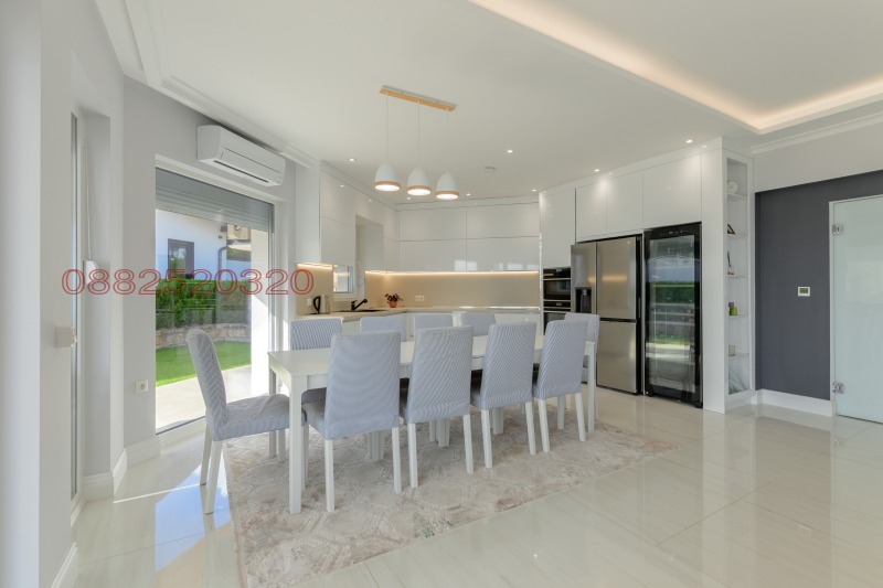 Продава КЪЩА, гр. Балчик, област Добрич, снимка 5 - Къщи - 52785243