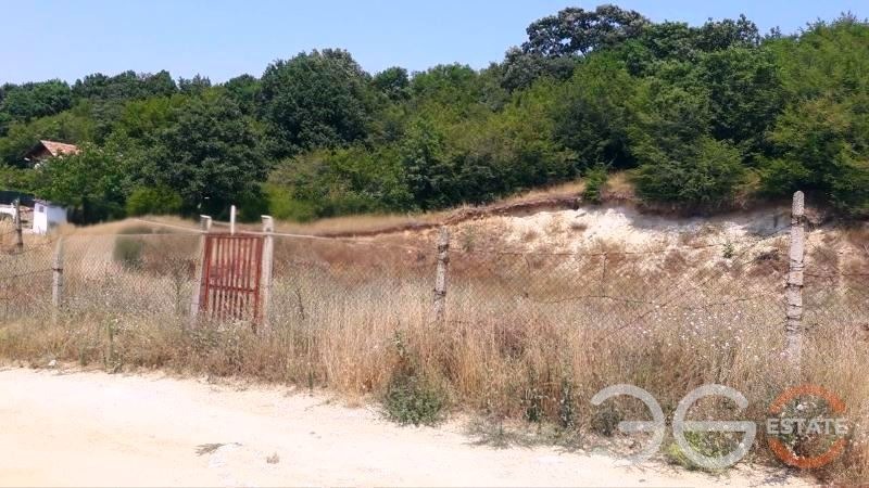 Продава ПАРЦЕЛ, гр. Варна, м-т Боровец - юг