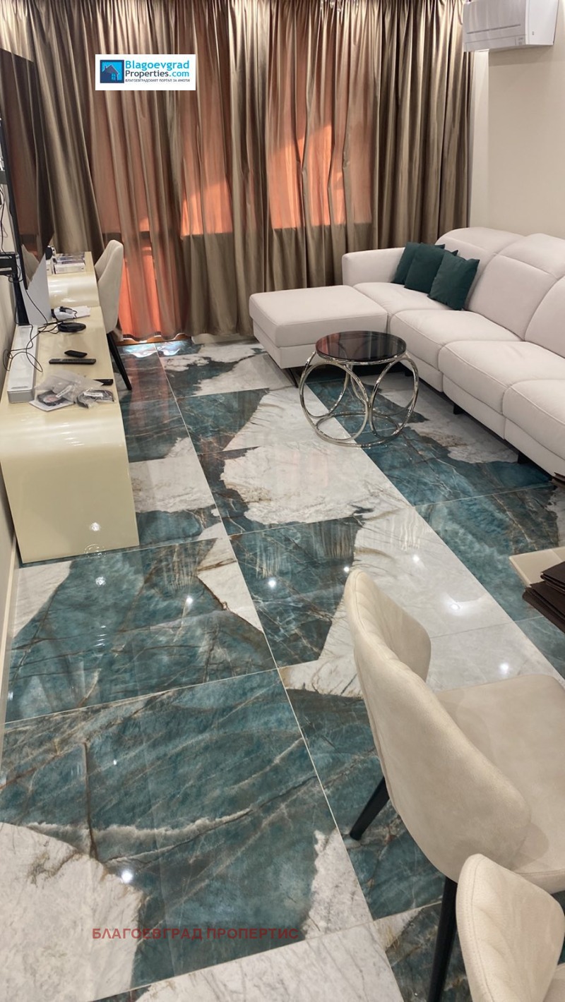 Продава 3-СТАЕН, гр. Благоевград, Широк център, снимка 3 - Апартаменти - 53493882