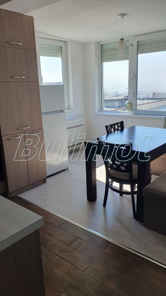 Продава 3-СТАЕН, гр. Варна, Владислав Варненчик 1