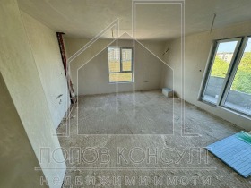 2 quartos Iujen, Plovdiv
