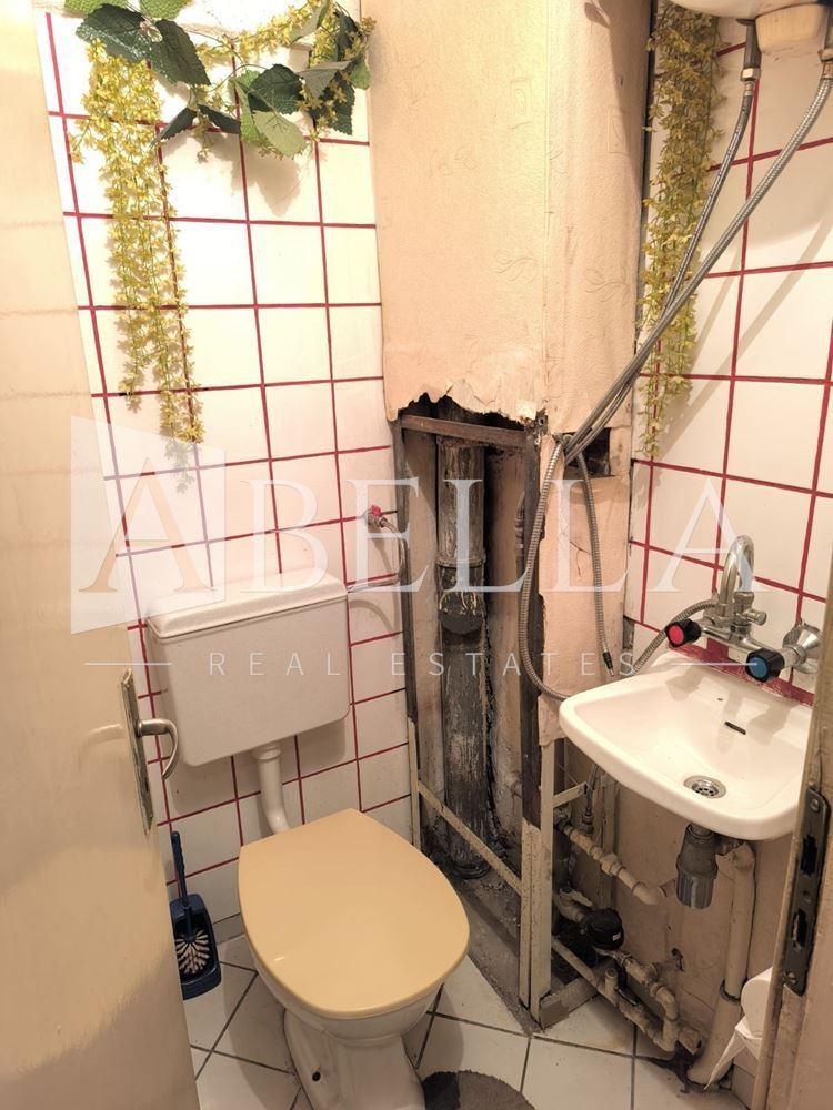 Продава 4-СТАЕН, гр. София, Сухата река, снимка 13 - Апартаменти - 54119182