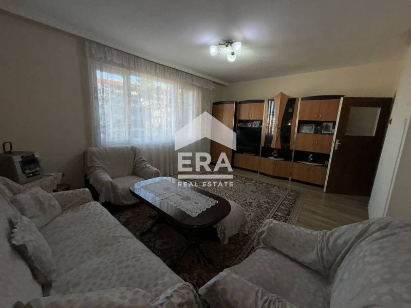 Продава МНОГОСТАЕН, гр. Хасково, Каменни, снимка 2 - Апартаменти - 53704055