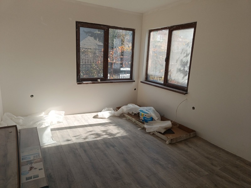 À venda  Casa região Stara Zagora , Kazanlak , 160 m² | 91258033 - imagem [3]