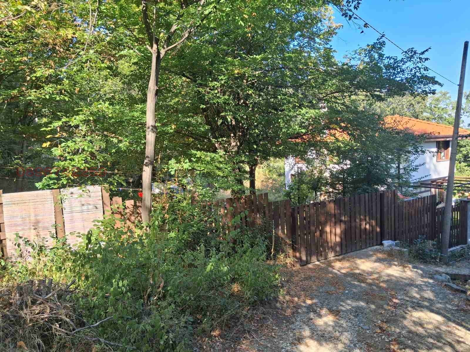 Продава  Парцел област Пловдив , с. Извор , 380 кв.м | 63355778