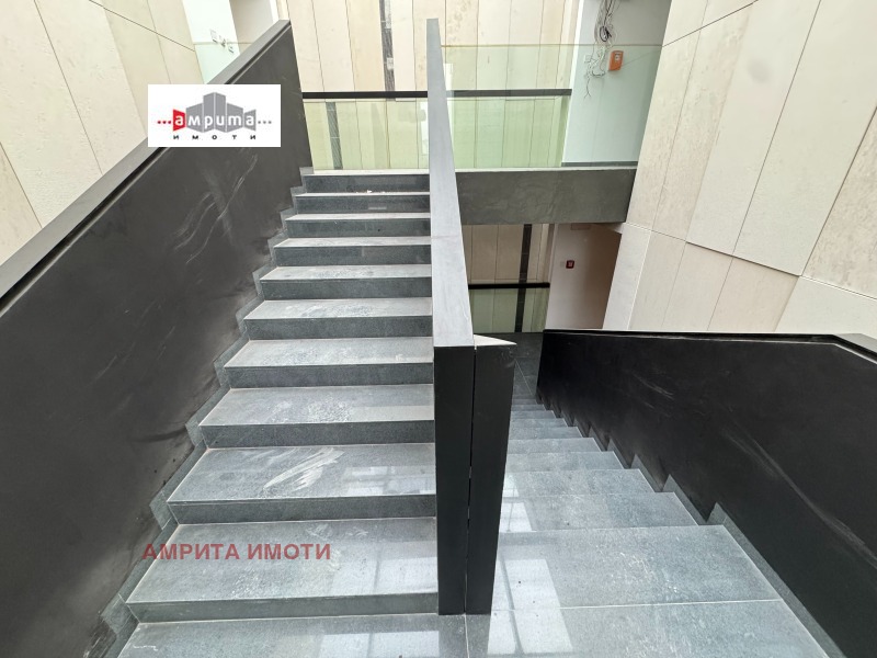 Продава 2-СТАЕН, гр. София, Изток, снимка 2 - Апартаменти - 47670861