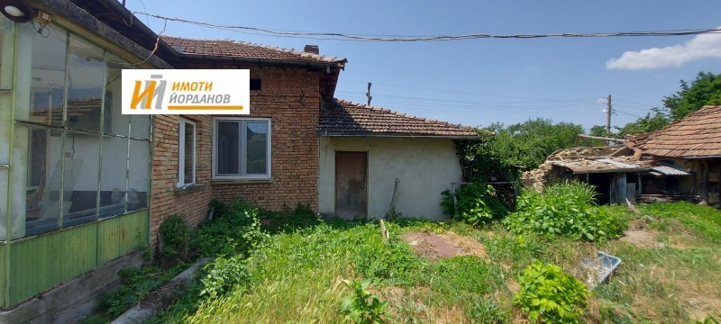 Продава КЪЩА, с. Михалци, област Велико Търново, снимка 2 - Къщи - 46396381