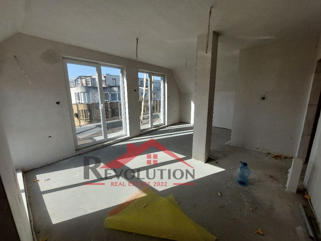 Продава 3-СТАЕН, гр. Кърджали, Център, снимка 2 - Апартаменти - 42892476