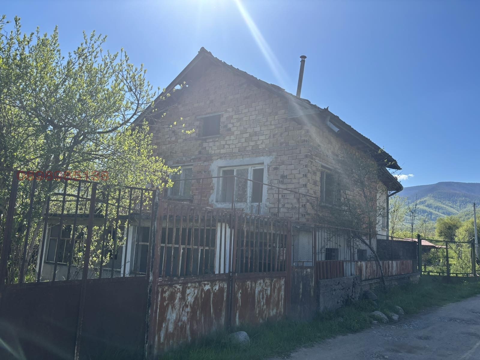 Продава КЪЩА, гр. Вършец, област Монтана