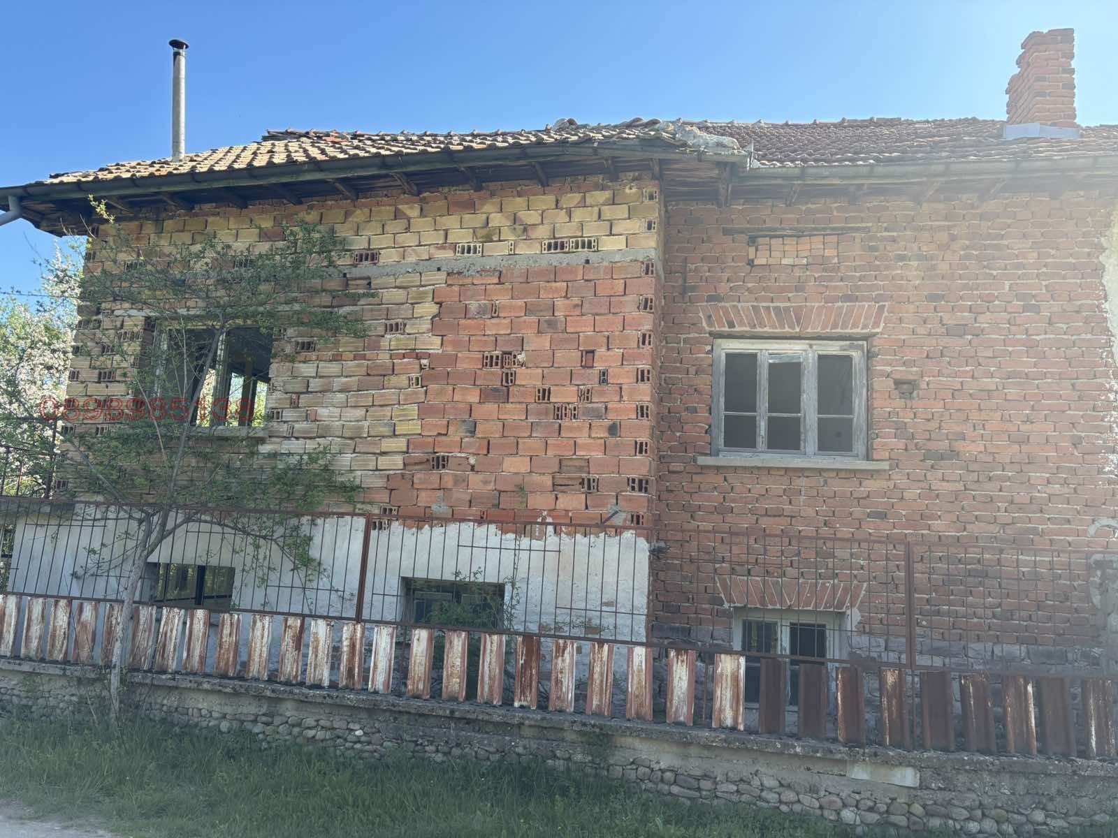 Продава КЪЩА, гр. Вършец, област Монтана, снимка 4 - Къщи - 56340355