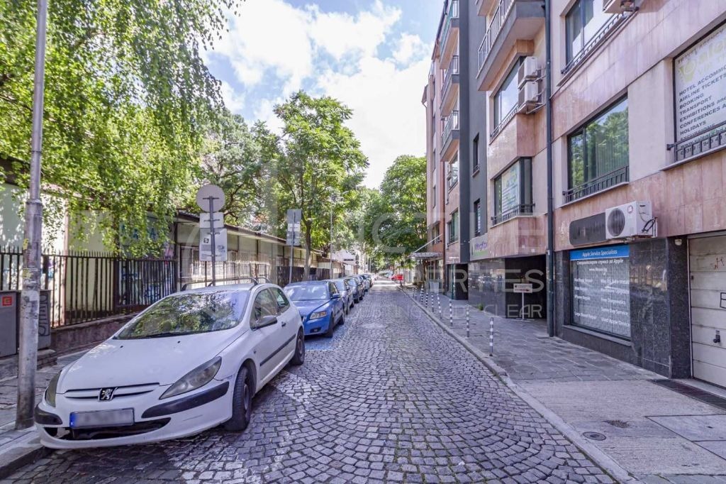 Продава БИЗНЕС ИМОТ, гр. София, Център, снимка 2 - Други - 53728852