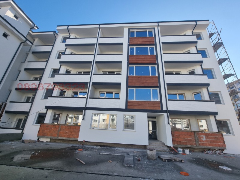 Продава 3-СТАЕН, гр. Кърджали, Възрожденци, снимка 1 - Aпартаменти - 48638470