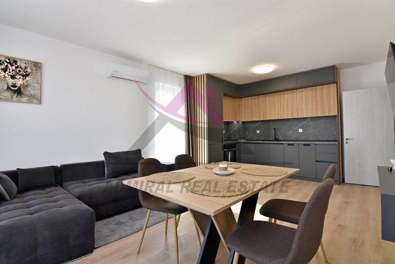 Продава 3-СТАЕН, гр. Варна, Възраждане 3, снимка 2 - Апартаменти - 52744779