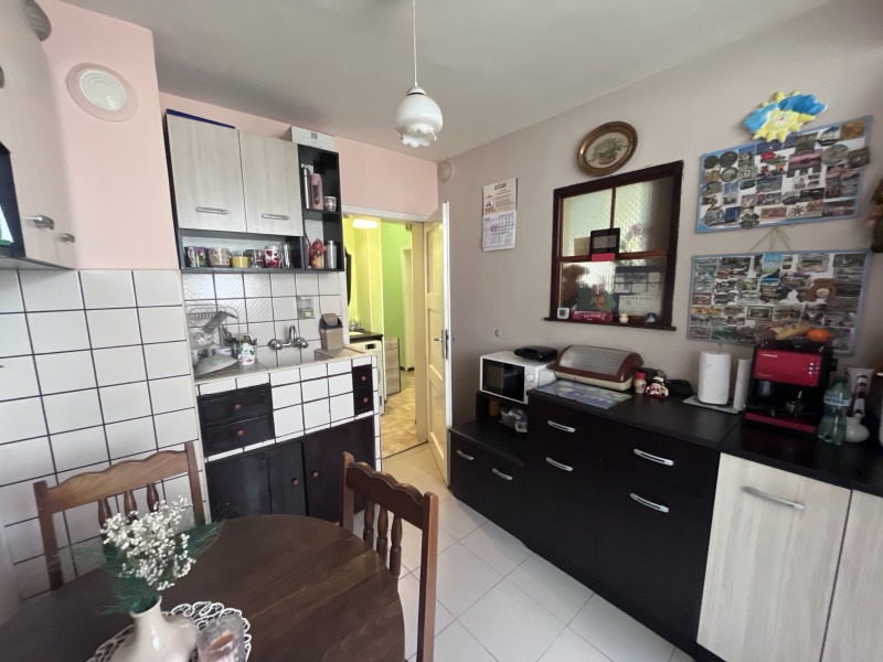 Продава 3-СТАЕН, гр. Варна, ВИНС-Червен площад, снимка 6 - Апартаменти - 53083171