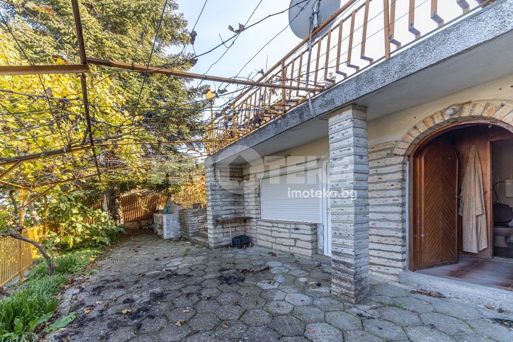 Продава КЪЩА, гр. Балчик, област Добрич, снимка 14 - Къщи - 49330306