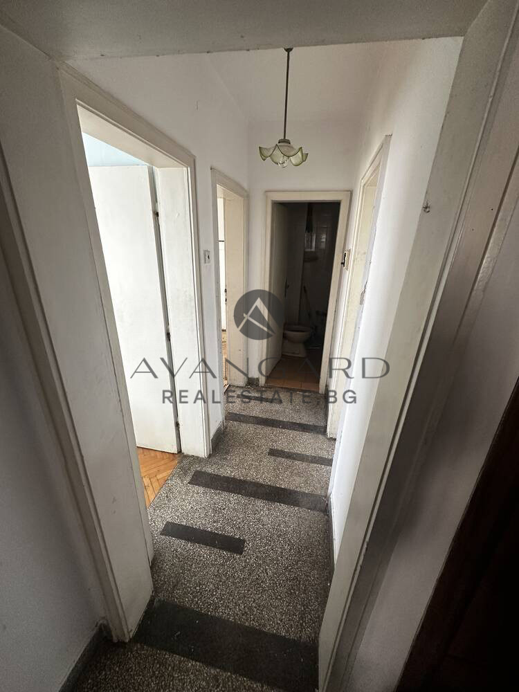 For Sale  1 bedroom Plovdiv , Tsentar , 70 sq.m | 38648930 - image [8]