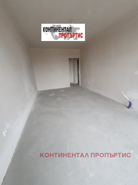 Продава 4-СТАЕН, гр. София, Център, снимка 2 - Aпартаменти - 35752225