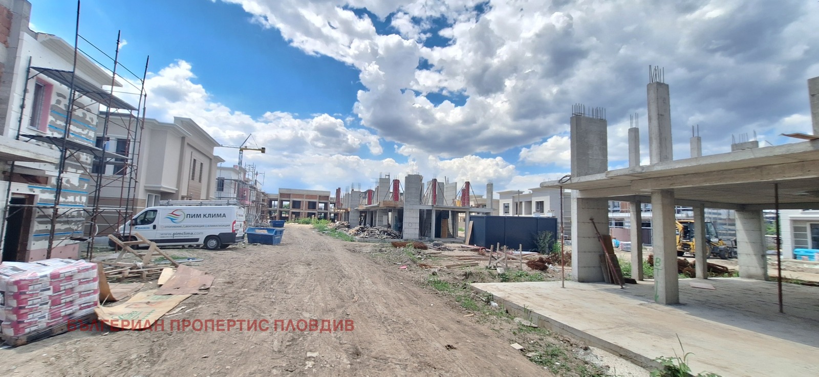 Продава КЪЩА, гр. Пловдив, Остромила, снимка 3 - Къщи - 49433954