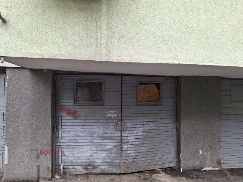 Продава ГАРАЖ в град Стара Загора, Три чучура - юг - 18 кв.м / 20 500 € » 40 094.52 лв., БОГИТА