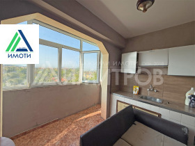Продава  2-стаен, гр. Нови пазар