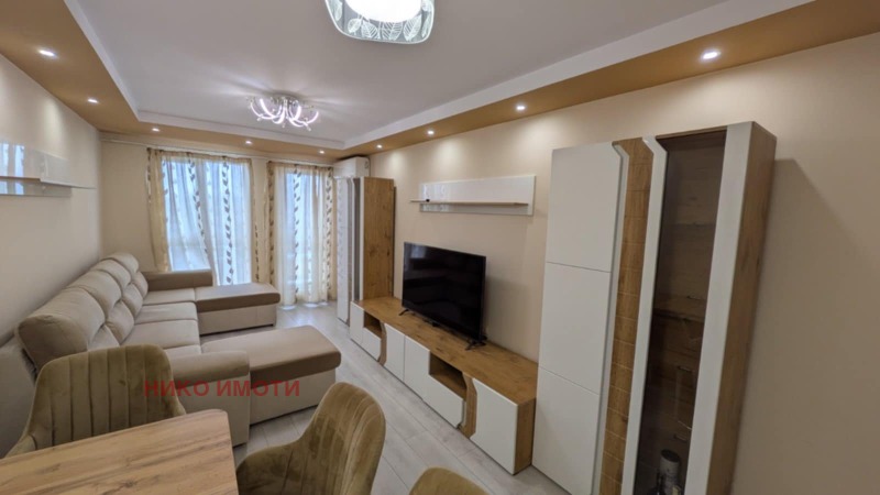 Продава  2-стаен град Пловдив , Младежки Хълм , 90 кв.м | 82155438 - изображение [7]