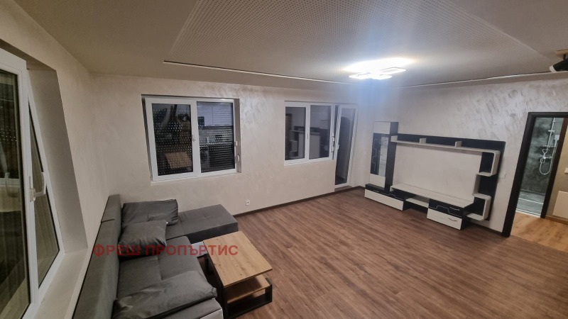 De vânzare  1 dormitor Sofia , Dianabad , 63 mp | 76633271