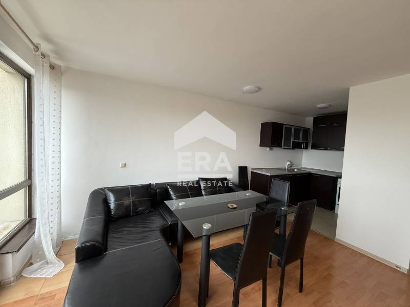 Продава 3-СТАЕН, гр. Велико Търново, Център, снимка 2 - Апартаменти - 52803450