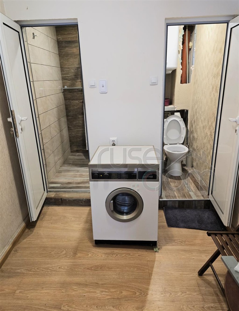 Продава ЕТАЖ ОТ КЪЩА, гр. Русе, Център, снимка 5 - Етаж от къща - 53314557