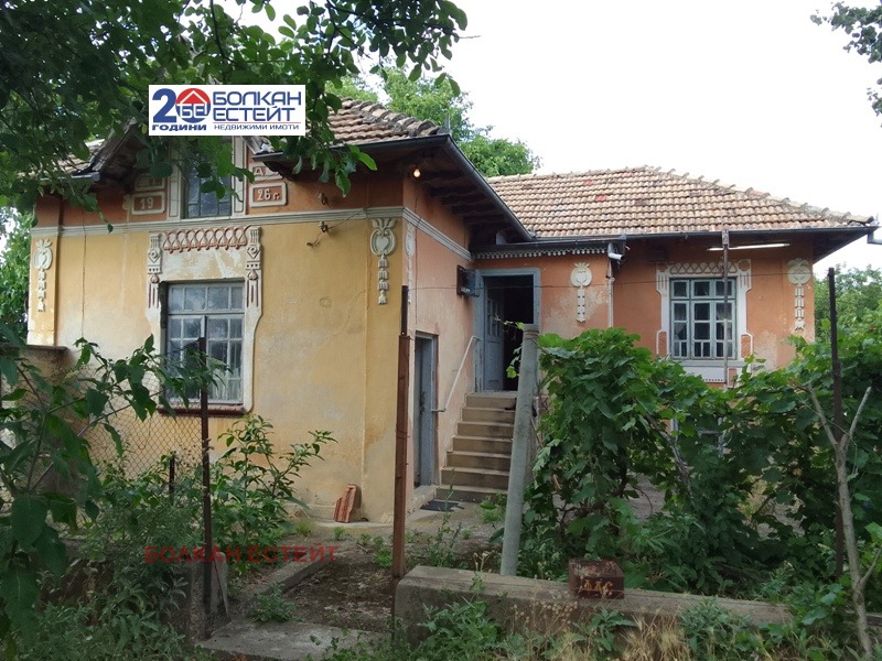 Продава КЪЩА, с. Куцина, област Велико Търново, снимка 2 - Къщи - 51013744