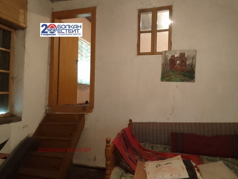 Продава КЪЩА, с. Куцина, област Велико Търново, снимка 7 - Къщи - 51013744