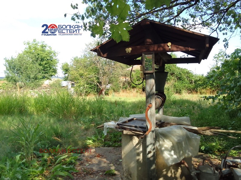 Продава КЪЩА, с. Куцина, област Велико Търново, снимка 16 - Къщи - 51013744