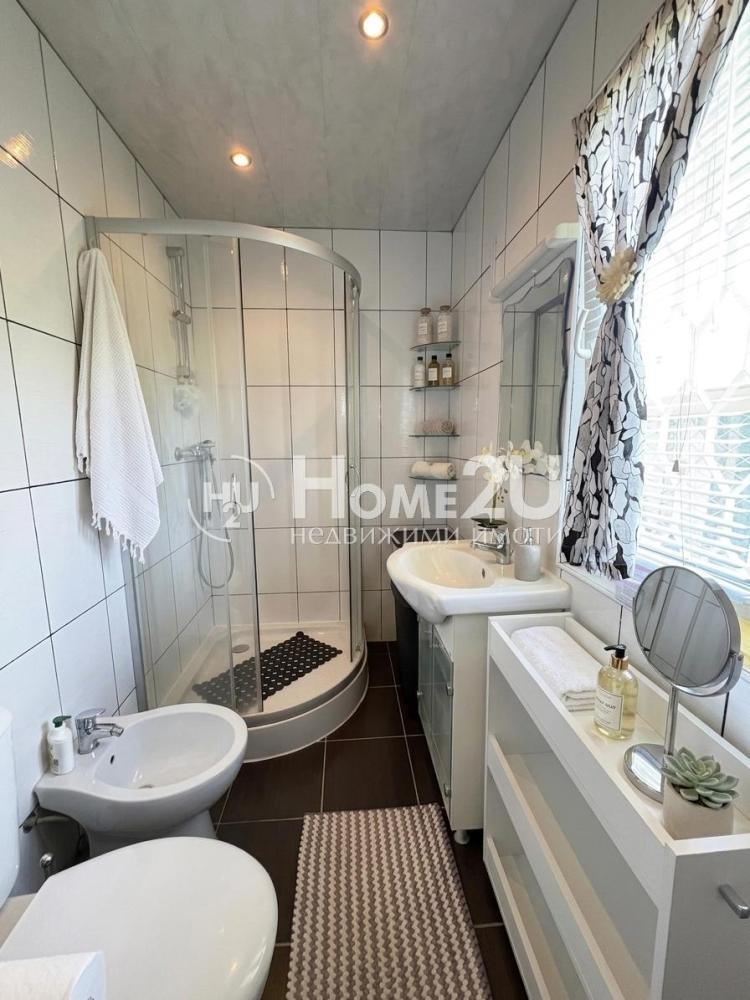 Продава КЪЩА, с. Аврен, област Варна, снимка 5 - Къщи - 54354487