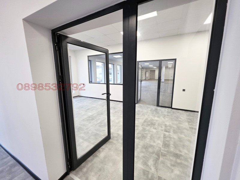 Продава ПРОМ. ПОМЕЩЕНИЕ, гр. Шумен, Добруджански, снимка 6 - Производствени сгради - 53071193