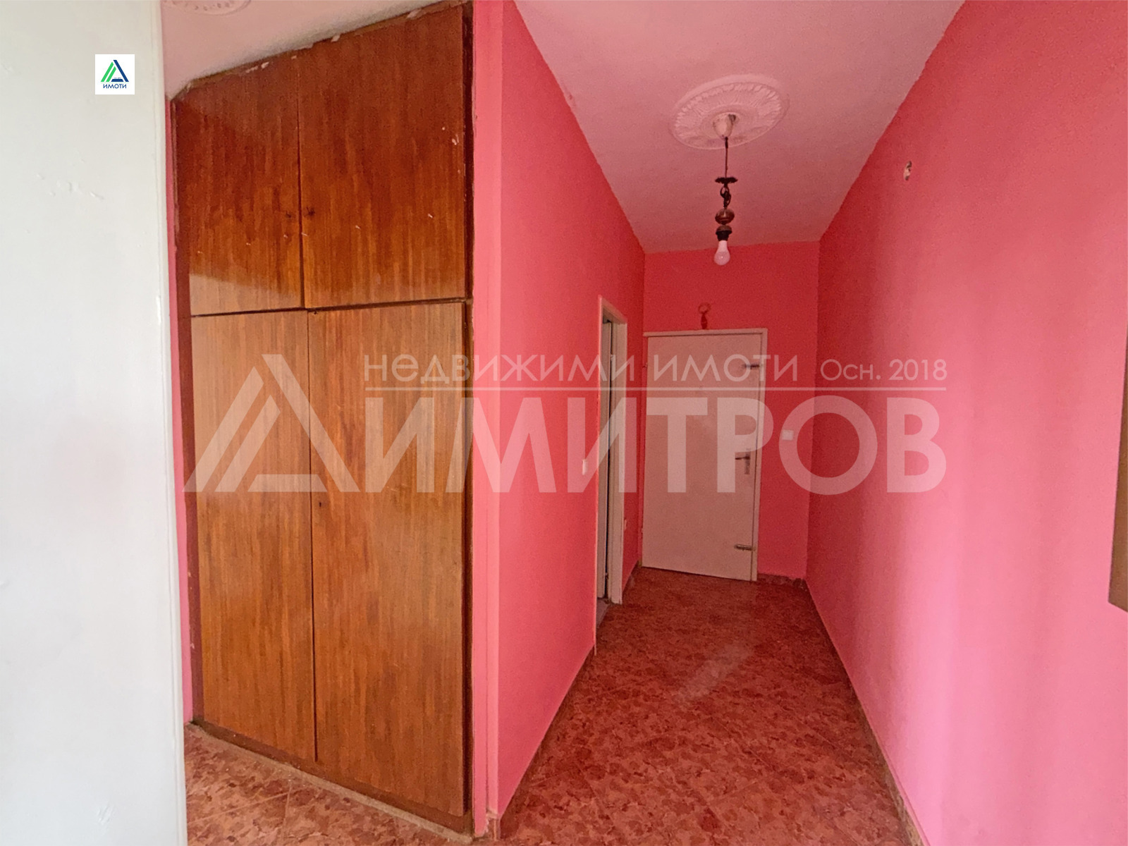 Продава 2-СТАЕН, гр. Нови пазар, област Шумен, снимка 2 - Апартаменти - 55849022