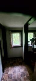 Продава КЪЩА, област София, гр. Своге • 75000 € • 35576952 — Holmes.bg