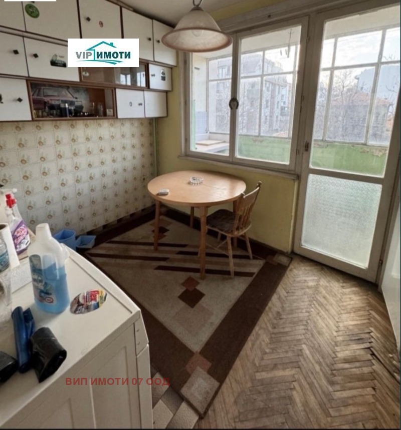 Продается  2 спальни Плевен , 9-ти квартал , 60 кв.м | 38216428 - изображение [4]