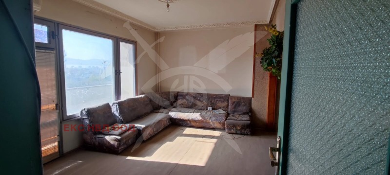 Продава  3-стаен град Пловдив , Изгрев , 82 кв.м | 74708891