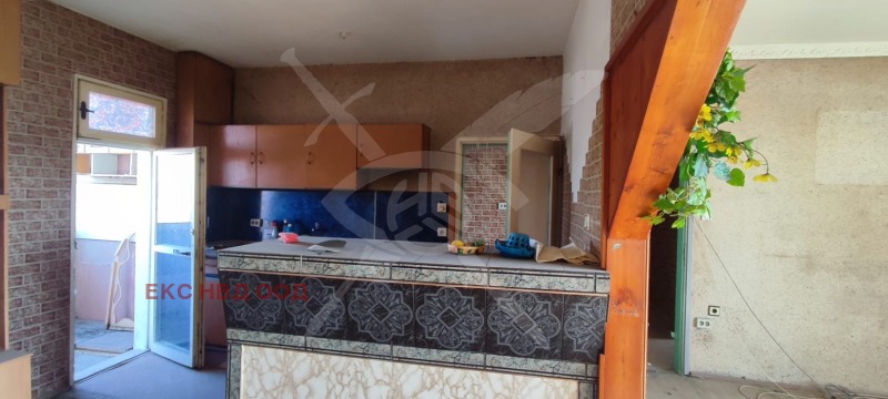 Продава  3-стаен град Пловдив , Изгрев , 82 кв.м | 74708891 - изображение [8]
